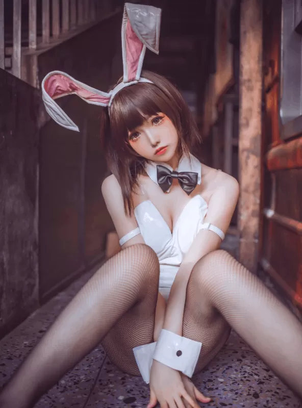 COSER衣衣写真图片包展现多重魅力的作品集[Cosplay][持续更新]