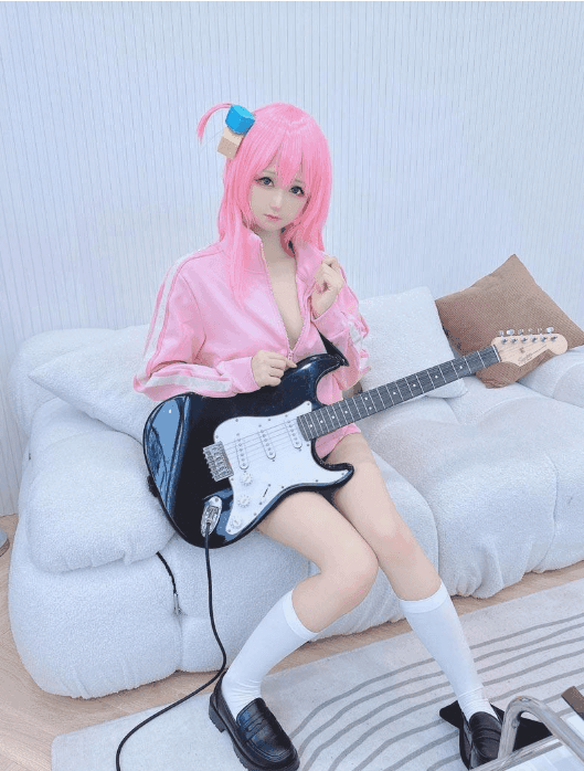 图片[2]-越南妹纸KuukoW写真图片包合集[177套-47.1G][Cosplay][持续更新]-WM图库